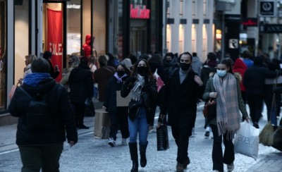 Βήμα – βήμα οι αποφάσεις για την άρση των περιοριστικών μέτρων