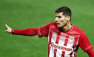 Ο Βρουσάι «υπογράφει» τον διασυρμό 3-0