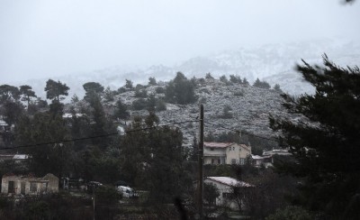 «Λέανδρος» : Ντύθηκε στα λευκά όλη η χώρα