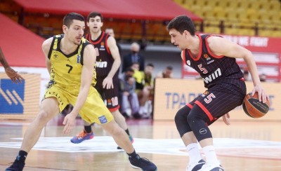 Άνετα τον Άρη ο Θρύλος