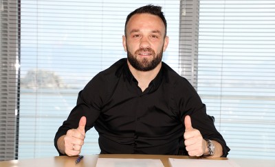 Οι υπογραφές Ολυμπιακού-Βαλμπουενά (photos, video)