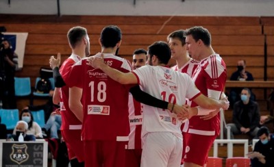 Νίκη με ανατροπή για τον Θρύλο