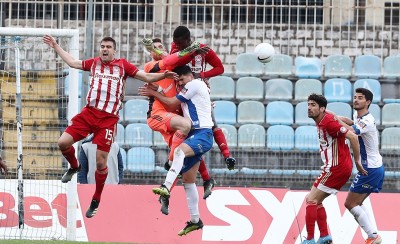 Συγκεντρωμένος απέναντι στον ΠΑΣ