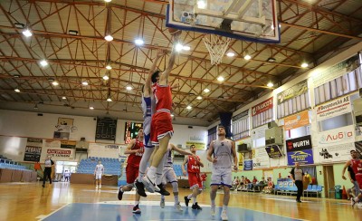 Εύκολα την Καβάλα