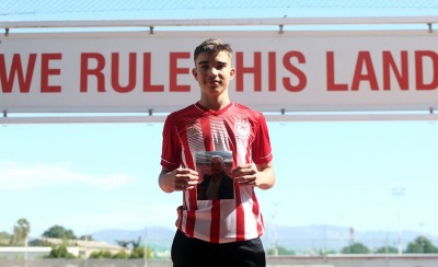 «Να σε δω με τη φανέλα του Ολυμπιακού…» (photos)