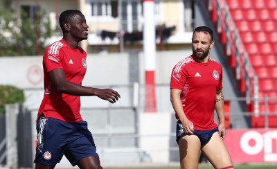 Έτοιμος ο Θρύλος για Λουντογκόρετς