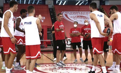 Μπαρτζώκας: «Καλύτερη ομάδα από πέρσι»