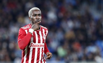 Θα είναι στους ομίλους ο Θρύλος