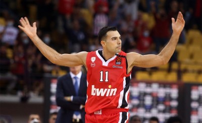 Εκρηκτικός Θρύλος, διέλυσε την Μπασκόνια στο ΣΕΦ!