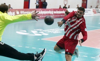 Στη Νέα Φιλαδέλφεια για το 4/4