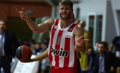 Οι 24 ερωτήσεις στον Γουόκαπ (video)