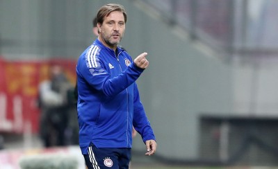 Μαρτίνς: «Νίκη με ΑΕΚ για να απομακρυνθούμε»