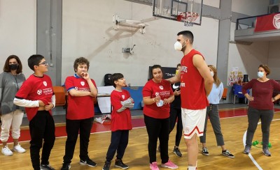 Ολυμπιακός: Ο... απρόσμενος επισκέπτης! (photos)