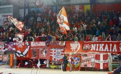 Μήνυμα Θύρας 7: «Όλοι Παπαστράτειο!» (photo)