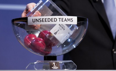 Κληρώνειιιι!