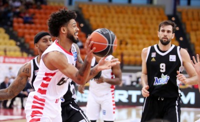 Αναβολή στο Άρης-Ολυμπιακός. 4 κρούσματα κορονοϊού στους «κίτρινους»