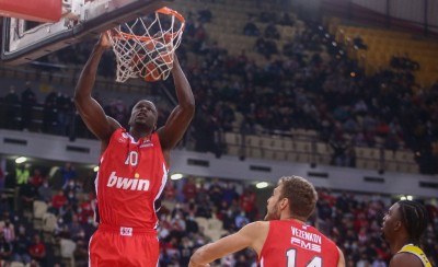 Με πάθος, ενέργεια και τον έκτο παίκτη στο πλευρό του!