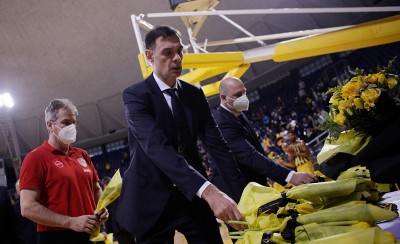 Μπαρτζώκας: «Για τα θύματα της Θύρας 7 και τον Άλκη»