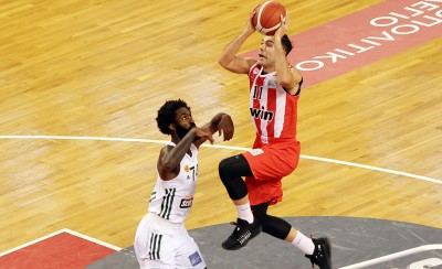 «Πάρα πολύ καλός παίκτης ο Σλούκας»