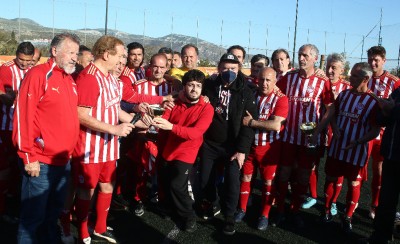 Σπουδαία κίνηση από τους Βετεράνους του Ολυμπιακού! (photos)