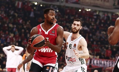 Μέσα και ο Ζαν Σαρλ