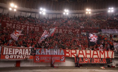 Χειροκρότησε ο κόσμος στο φινάλε (video)