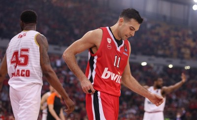 Χάλασε μυαλό και άμυνα και το πλήρωσε - Ραντεβού στη Γαλλία για το «break»