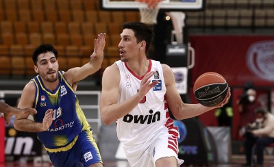 Ιωνικός-Ολυμπιακός 78-86 (Τελικό)