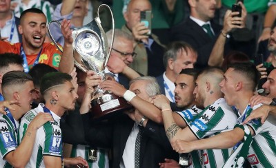 Την ΕΠΟ και τα μάτια σας «παιδιά», για να γλείφετε που και που κάνα κοκαλάκι