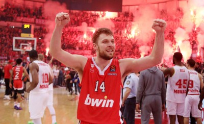 Σούπερ αφιέρωμα της Ευρωλίγκας σε Βεζένκοφ (video)