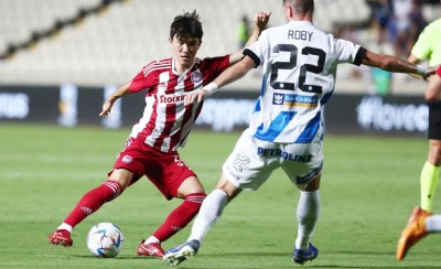 Τα «ερυθρόλευκα» παπούτσια έφεραν... γούρι στον Χουάνγκ (photo)