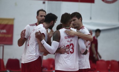 «Κλικ» από το πρώτο φιλικό του Θρύλου! (photos)