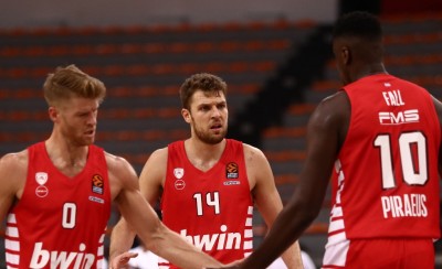 Βεζένκοβ: «Το σημαντικό είναι να κερδίζει η ομάδα, δεν έχουν σημασία τα στατιστικά»