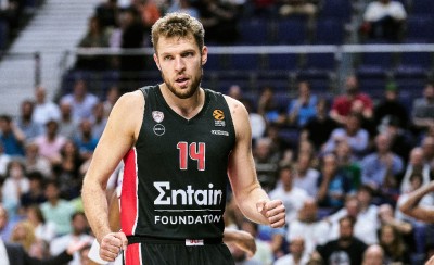 Βεζένκοβ: «Χαρούμενοι που πετύχαμε μια τόσο δύσκολη νίκη σε αυτό το γήπεδο»