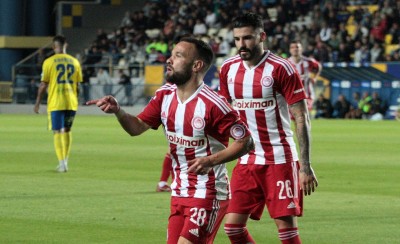 Έσπασε το... πούλμαν του Παναιτωλικού και κέρδισε και την κάκιστη διαιτησία!