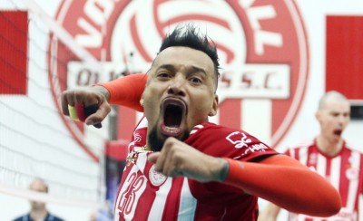 Με τρομερό Ιντάλγκο, 3-0 ο Θρύλος!