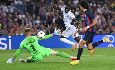 Γκολ και θέαμα από τα γήπεδα ποδοσφαίρου (video)