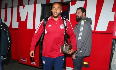 H άφιξη του Ολυμπιακού στη Λεωφόρο! (video)