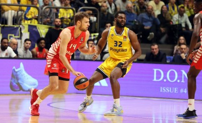 Μπροστά με δύο πόντους ο Θρύλος!