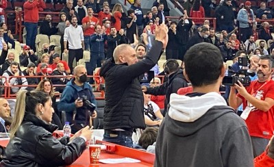 Αποθέωση για τον σπουδαίο Μίλαν Τόμιτς στο ΣΕΦ! (photos)