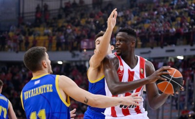 Περιστέρι-Ολυμπιακός: Ρεκόρ, συν και πλην και πρωτιές!