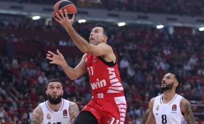 Ρεάλ, εδώ θα προσκυνάς! Εδώ είναι Πειραιάς!