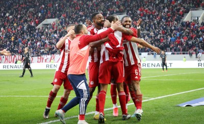 Θρύλος ατσάλινος με υπογραφή Ελ Αραμπί! (video)