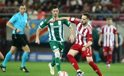 Τον πάτησε και τον έκανε να μοιάζει μικρή ομάδα!