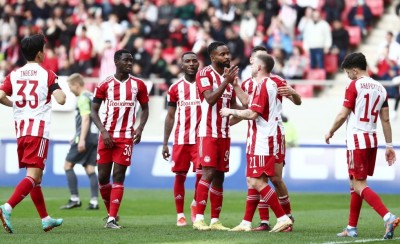 Δυνατό μήνυμα του Θρύλου κατά του ρατσισμού! (photo)