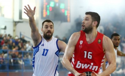 Σε... εξωτικό προορισμό συνεχίζει την καριέρα του ο Μάντζαρης