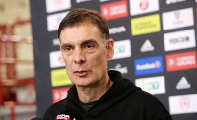 Μπαρτζώκας: «Ίσως είναι πιο δύσκολο το δεύτερο παιχνίδι» (video)