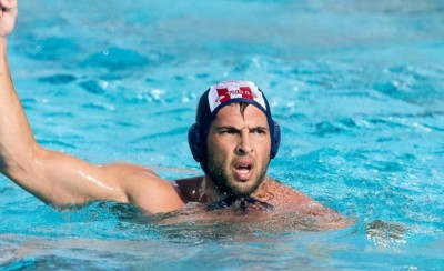 Πανεύκολα ο εντυπωσιακός Θρύλος!