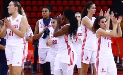 Διπλό στη Λεωφόρο, Θρύλε ολέ, ολέ!