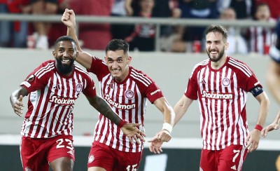 Θρύλος είσαι! Νίκα τους ξανά!